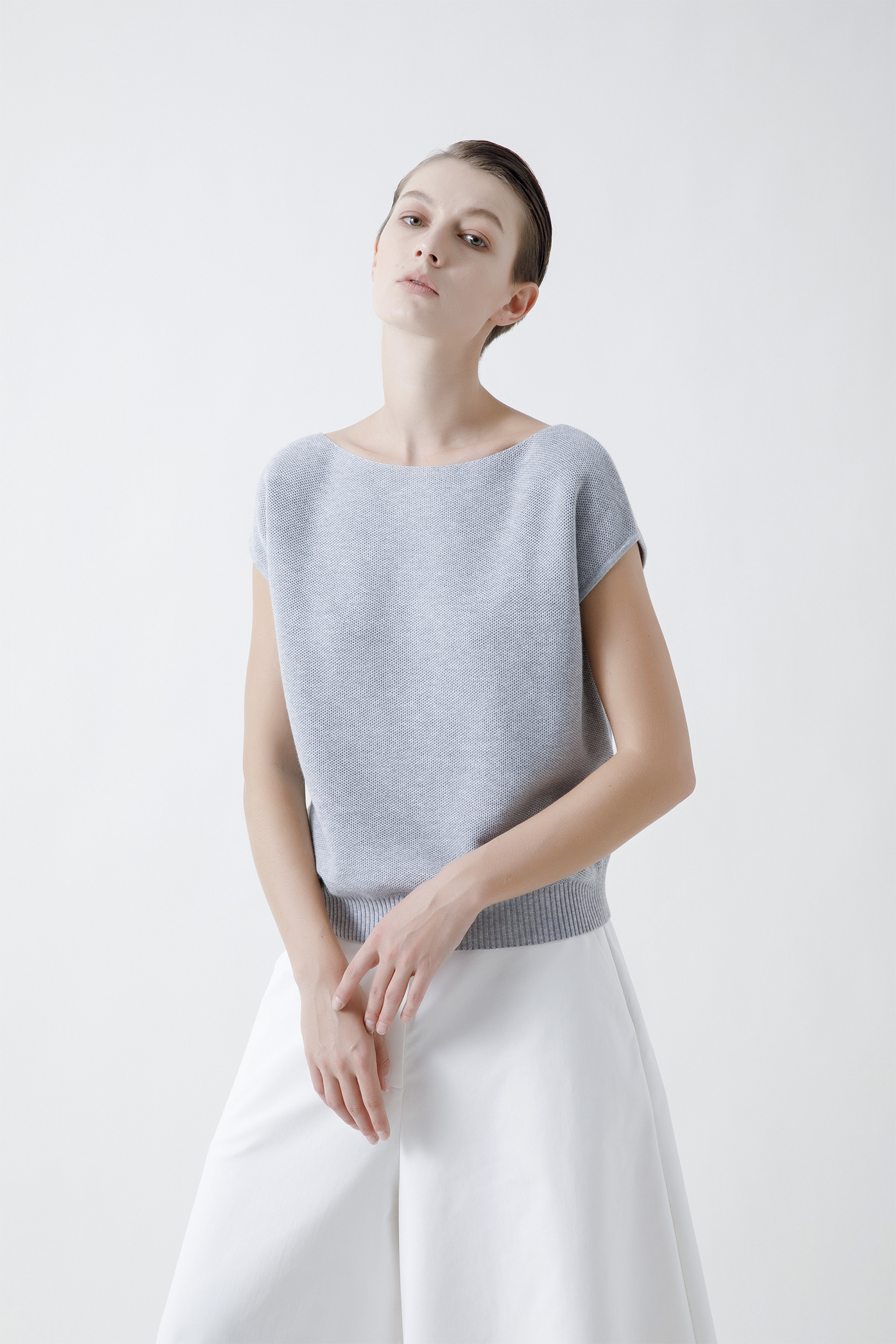 SANS & SANS TEXTURED SHOULDER KNIT